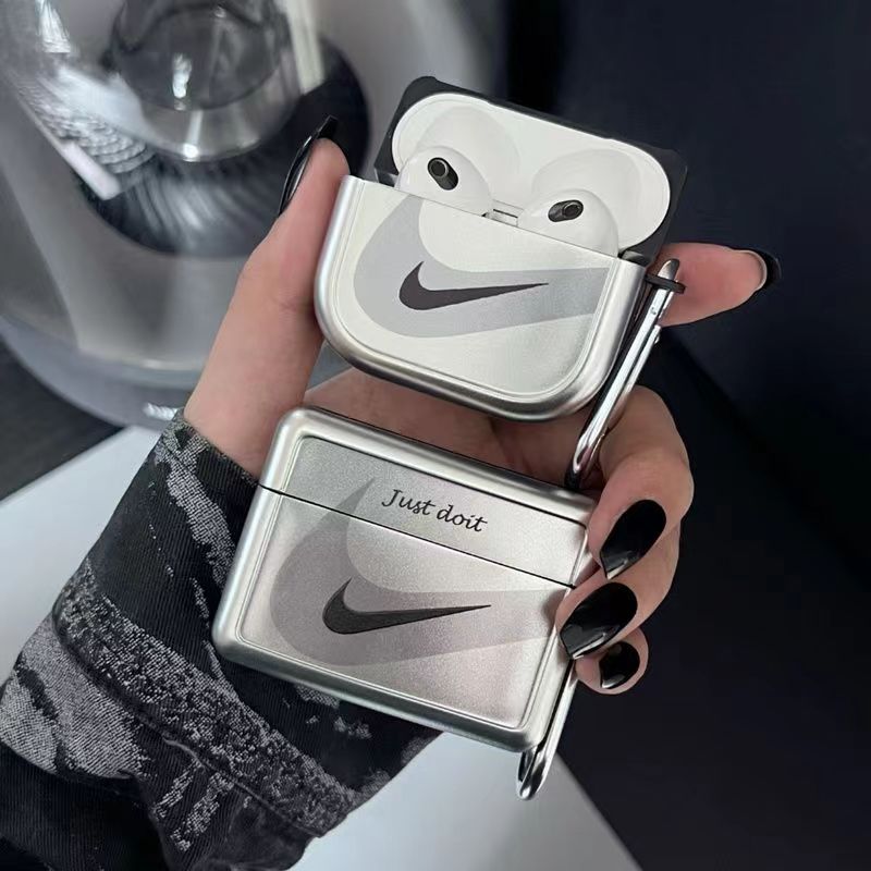 Galvanisiertes silbernes Airpods-Etui